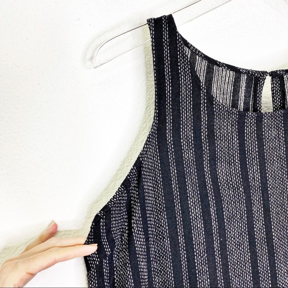 Old Navy Shift Dress - Picture 4 of 5